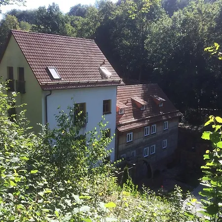 Untere Muehle 게스트하우스 Burghaun